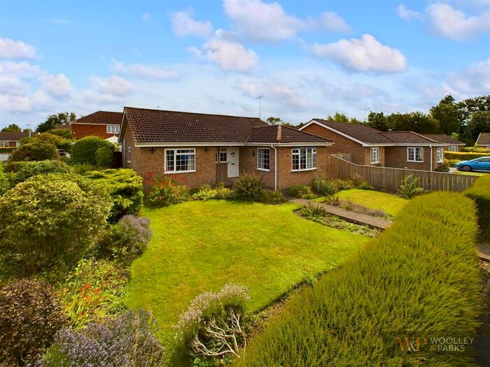 3 Bedroom Detached Bungalow For Sale In Kings Mill Close, Driffield, YO25