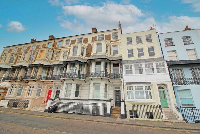 1 Bedroom Apartment To Rent In Paragon, Ramsgate, CT11