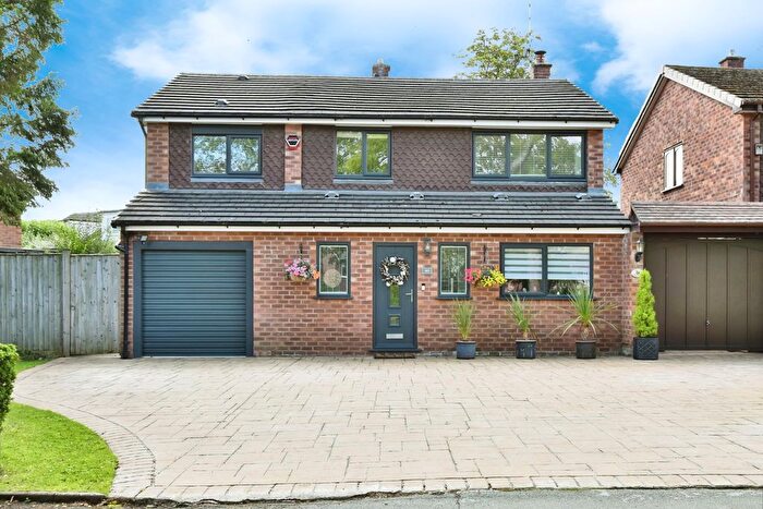 4 Bedroom Link Detached House For Sale In Dean Road, Handforth, Wilmslow, Cheshire, SK9