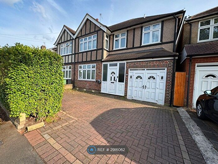 5 Bedroom Semi Detached House To Rent In College Avenue, Harrow, HA3