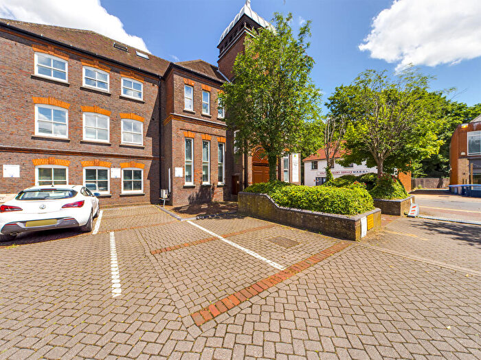 1 Bedroom House Of Multiple Occupation To Rent In Room C, The Clock House, Frogmoor, High Wycombe, Buckinghamshire, HP13