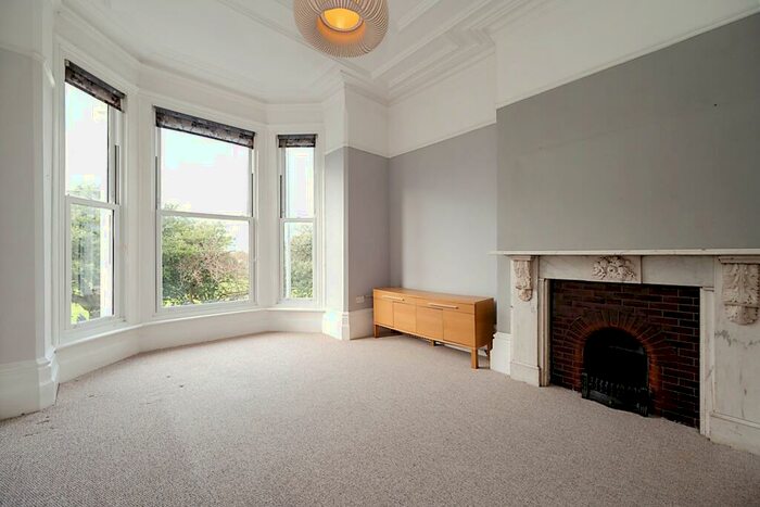 2 Bedroom Apartment To Rent In Western Parade, Southsea, PO5
