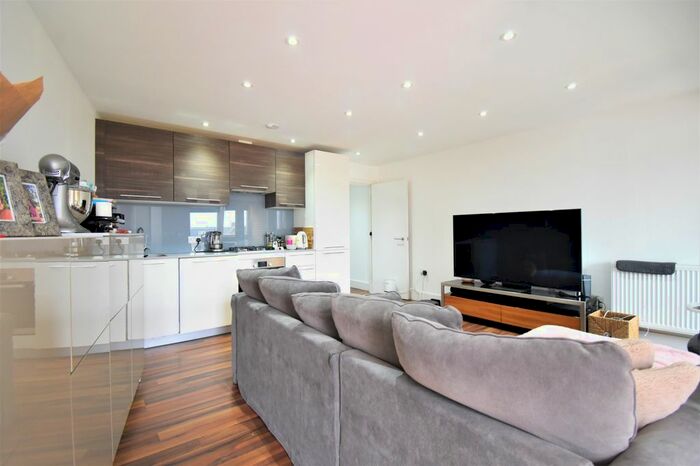 1 Bedroom Flat To Rent In Station Road, London, NW4