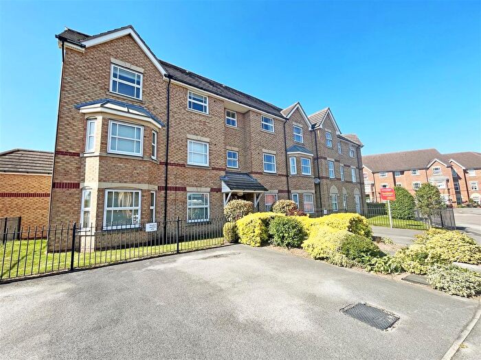 2 Bedroom Flat To Rent In College Road, Mapperley, Nottingham, NG3