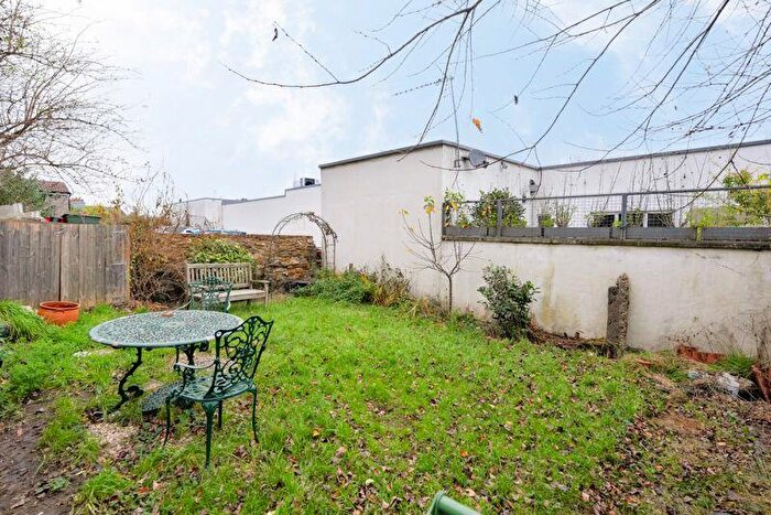 1 Bedroom Apartment For Sale In Sydenham Road | Cotham, BS6