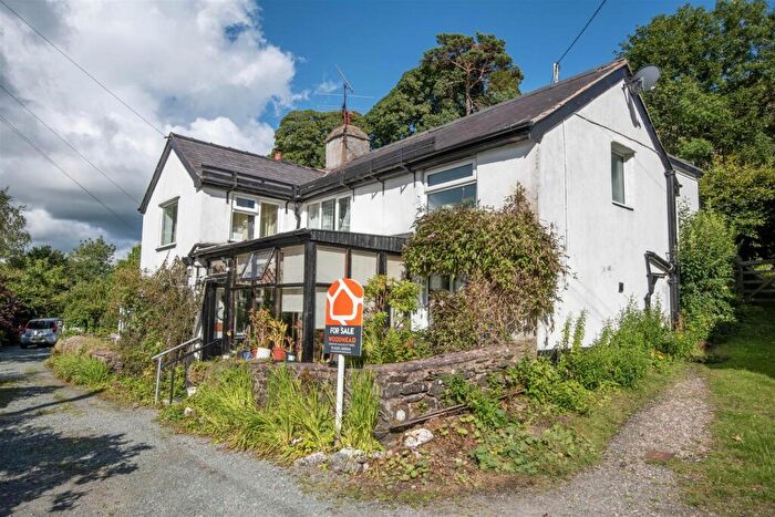 2 Bedroom Semi-Detached House For Sale In Llanarmon Dyffryn Ceiriog, Llangollen, LL20