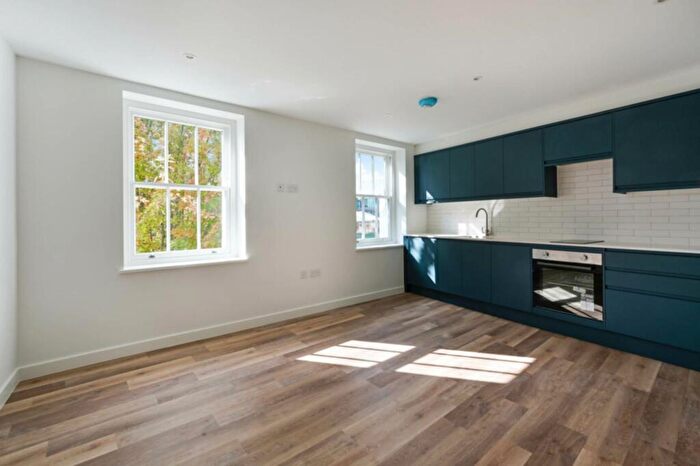 Studio To Rent In Chalk Farm Rd, Camden, NW1