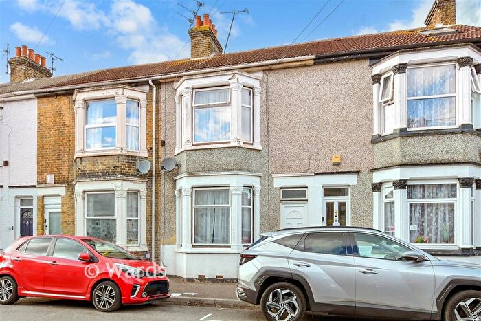 3 Bedroom Terraced House For Sale In Alexandra Road, Sheerness, Kent, ME12