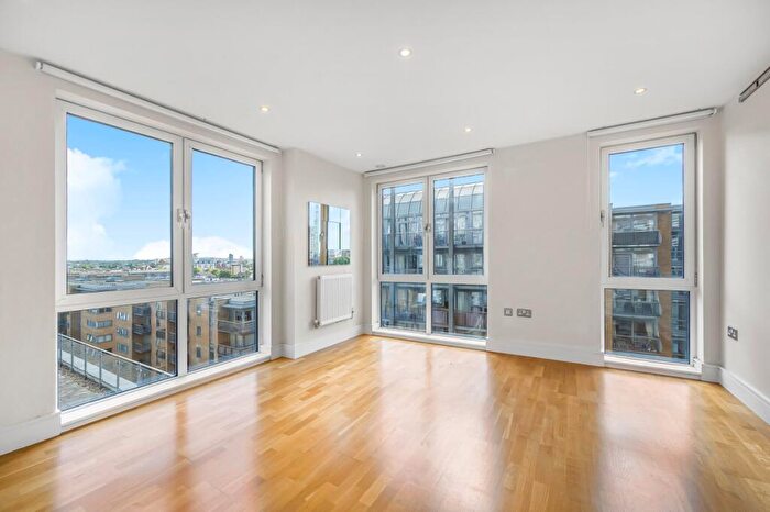 3 Bedroom Flat For Sale In Indescon Square, Millwall, E14