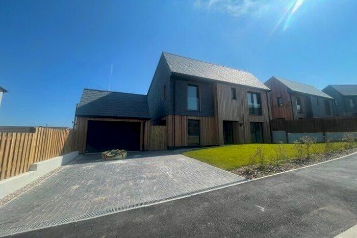 4 Bedroom Property To Rent In Tessello Rise, St. Ives, TR26