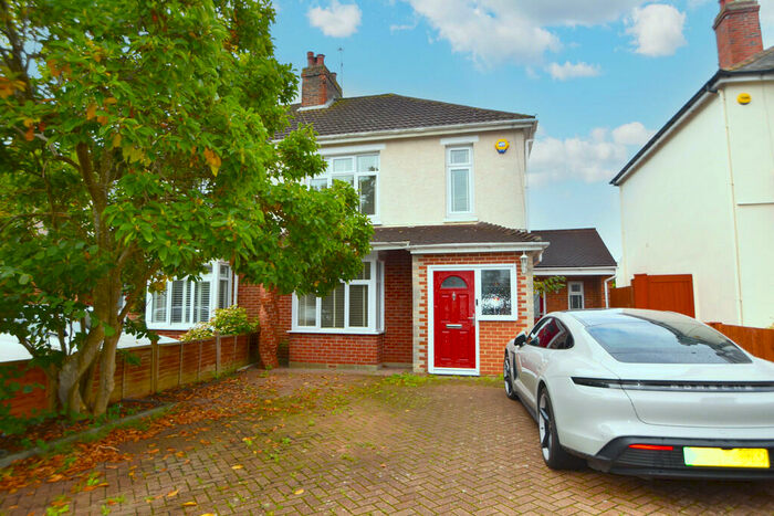 3 Bedroom Semi-Detached House To Rent In Hulbert Road, Havant, PO9