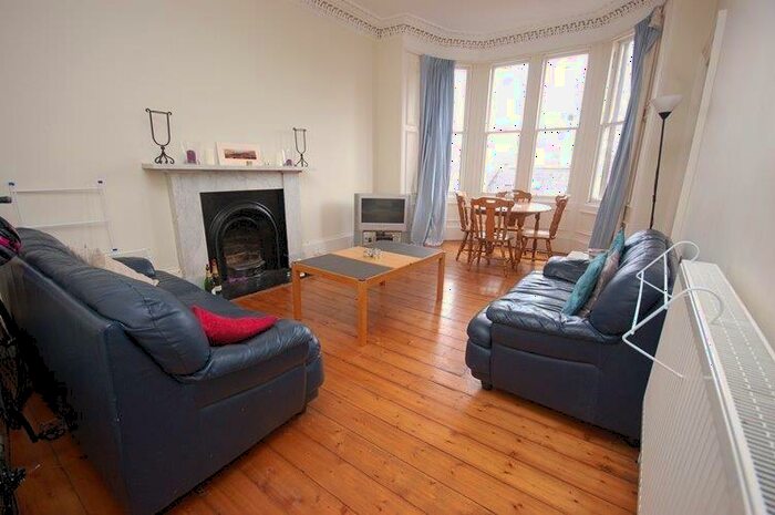 3 Bedroom Flat To Rent In L – Argyle Place, Edinburgh, EH9