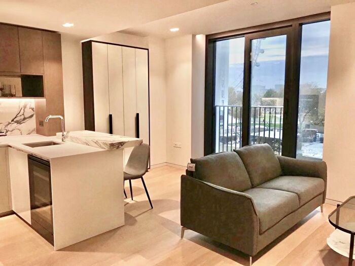 Studio To Rent In Casson Square, London, SE1