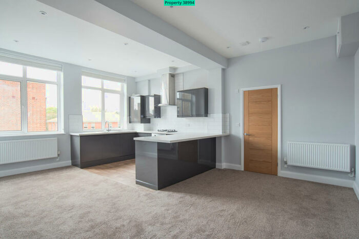 1 Bedroom Flat To Rent In Flat, Grosvenor Mansions, Queen Street, Deal, CT14