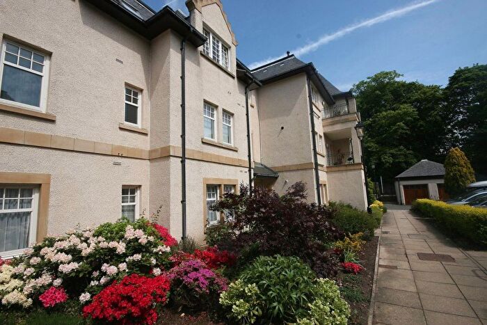 3 Bedroom Flat To Rent In Canaan Lane, Morningside, Edinburgh, EH10