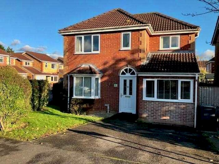 4 Bedroom House To Rent In Ramshaw Close, Newbold, S41