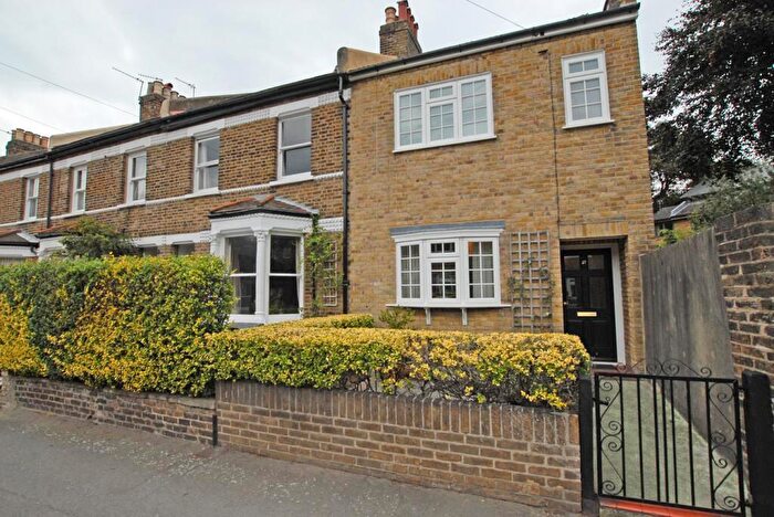 3 Bedroom End Of Terrace House For Sale In Blackheath Vale, Blackheath, London, SE3