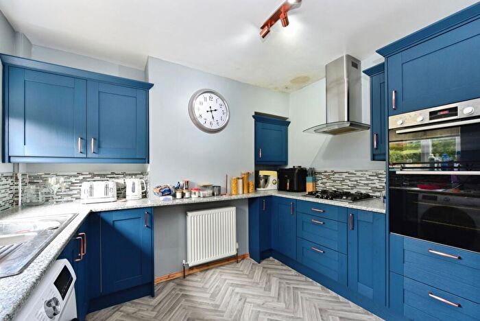 2 Bedroom Semi-Detached House For Sale In Thornbridge Way, Sheffield, South Yorkshire, S12