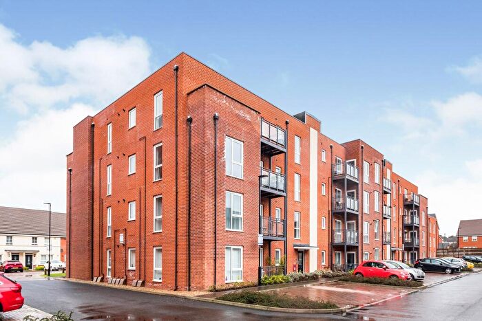 1 Bedroom Apartment To Rent In Robertson Way, Basingstoke, RG21