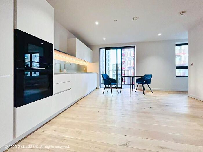 Studio To Rent In Flat, East Parkside, London, SE10