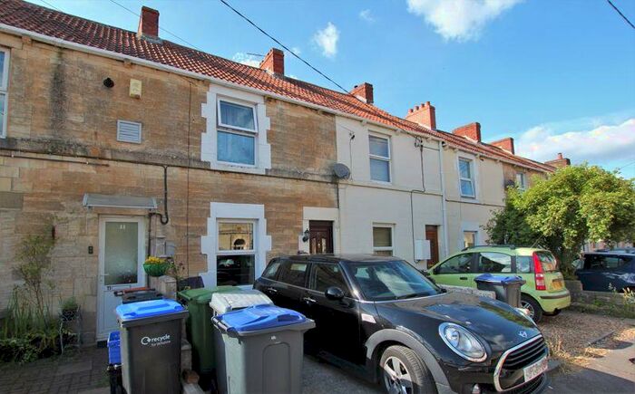 2 Bedroom Terraced House To Rent In Gladstone Road, Trowbridge, BA14