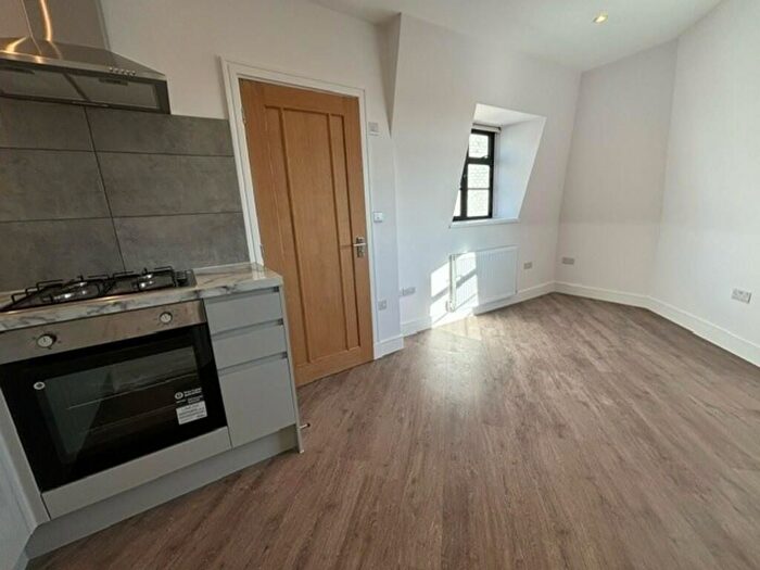 1 Bedroom Studio To Rent In High Road, London, N22