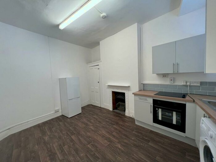 1 Bedroom Flat To Rent In Muswell Hill Broadway, Muswell Hill, N10
