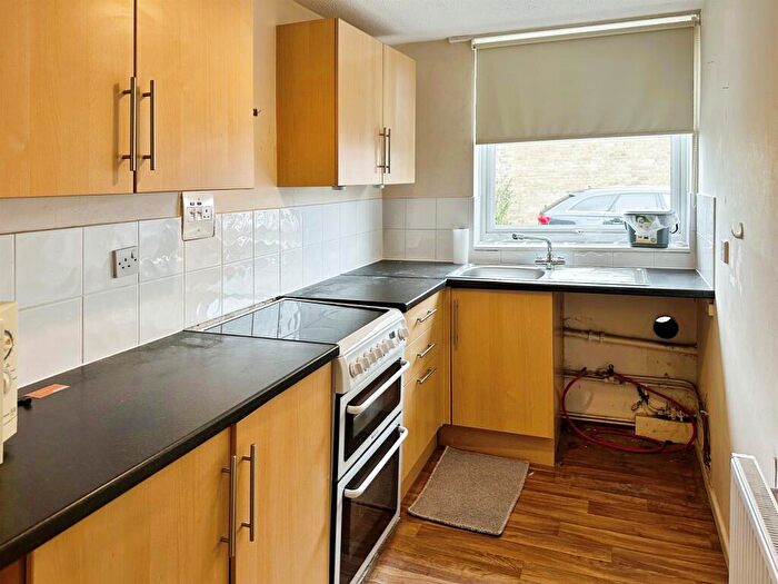1 Bedroom Flat For Sale In Pittneys, Peterborough, PE4