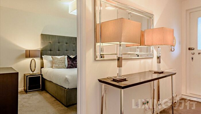 2 Bedroom Flat To Rent In Fulham Road, South Kensington, SW3