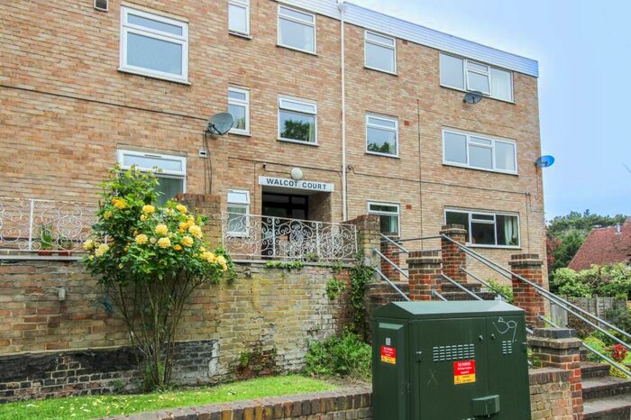 1 Bedroom Apartment To Rent In Ashburton Road, Croydon, CR0