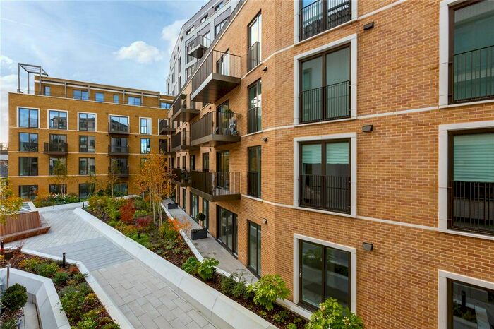 1 Bedroom Flat To Rent In The Potteries, Linden Park Road, Tunbridge Wells, TN2