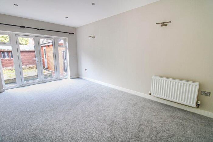 5 Bedroom Detached House For Sale In Potter Meadows, New Cardington, MK42
