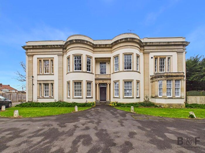 2 Bedroom Flat For Sale In Cleevewood House, Cleeve Wood Road, Bristol, BS16