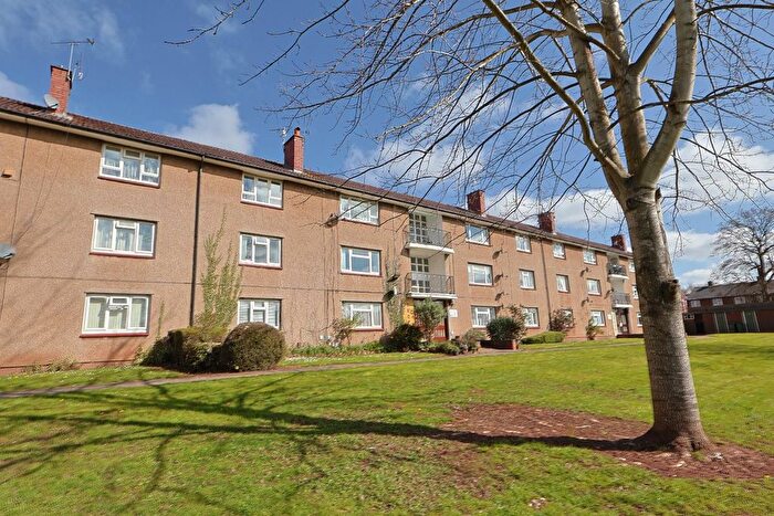 2 Bedroom Flat For Sale In Packington Avenue, Allesley, Coventry, CV5