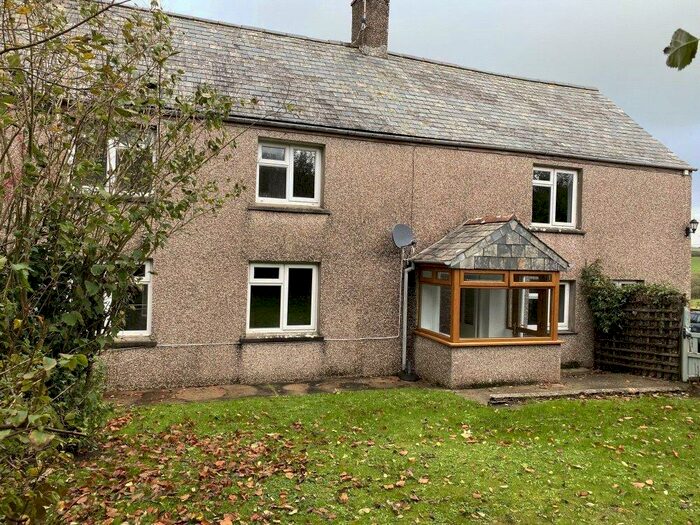 3 Bedroom Semi-Detached House To Rent In Bude, Cornwall, EX23