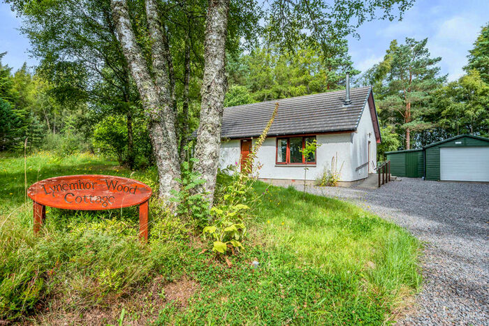 2 Bedroom Bungalow For Sale In Gorthleck, Inverness, Highland, IV2