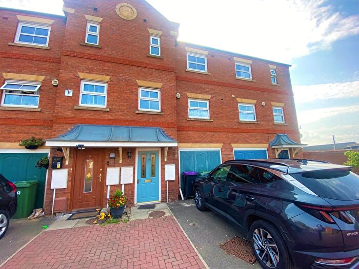 3 Bedroom Town House To Rent In Friars Gate, Boston, PE21