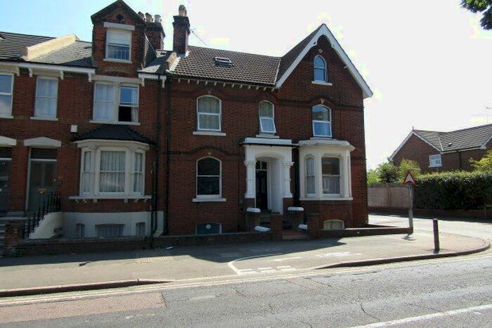 1 Bedroom Flat To Rent In Maidstone Road, Rochester ME1