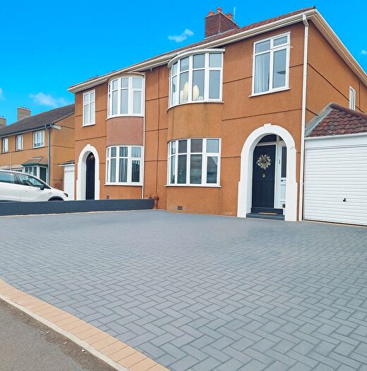 3 Bedroom Semi-Detached House For Sale In Radford Park Road, Plymouth, PL9