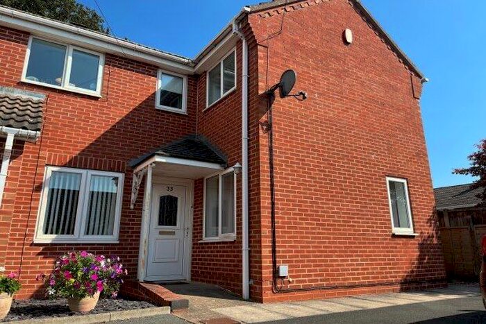 2 Bedroom Semi-Detached House To Rent In The City, Swadlincote, DE11