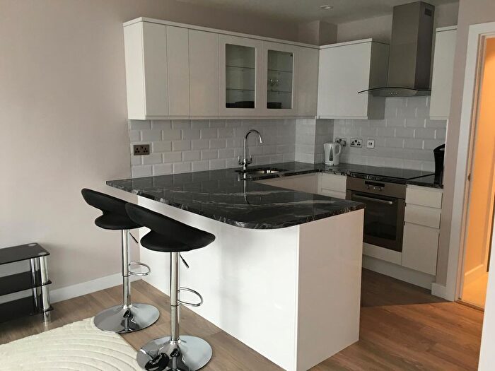 1 Bedroom Flat To Rent In Victoria Road, London, W3