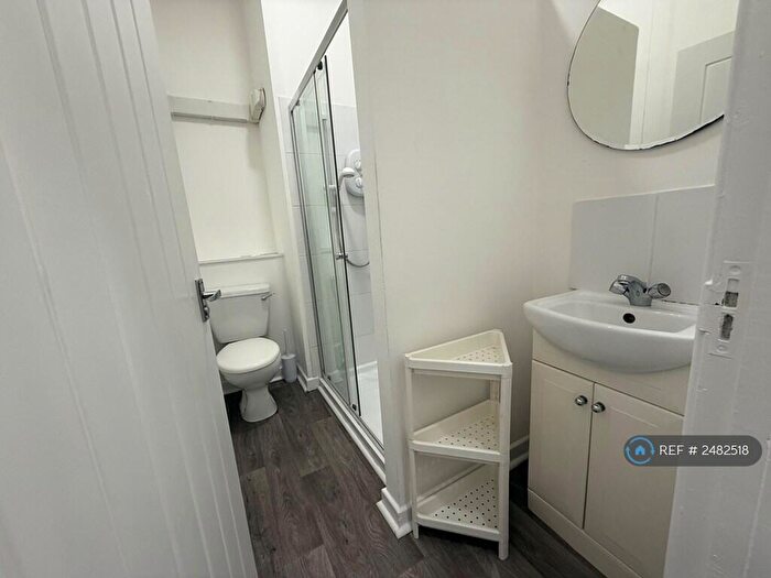 1 Bedroom Flat To Rent In Wordsworth Ave, Cardiff, CF24