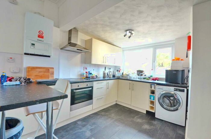 5 Bedroom Terraced House To Rent In Longmead Avenue, Bishopston, BS7