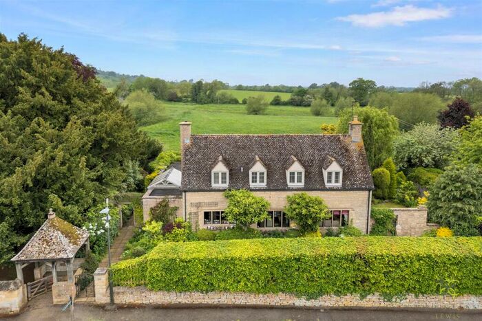 3 Bedroom Detached House For Sale In Church Street, Weston-Subedge, Chipping Campden, GL55