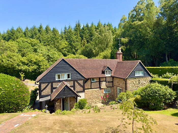 3 Bedroom Detached House For Sale In Row Lane, GU5