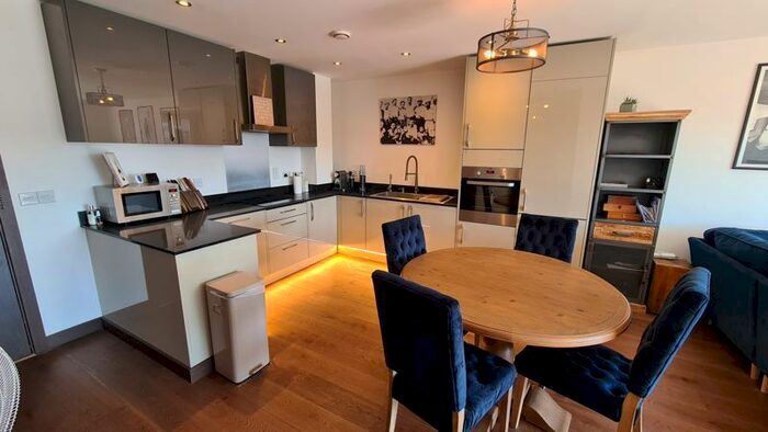 2 Bedroom Flat To Rent In East Station Road, Peterborough, PE2