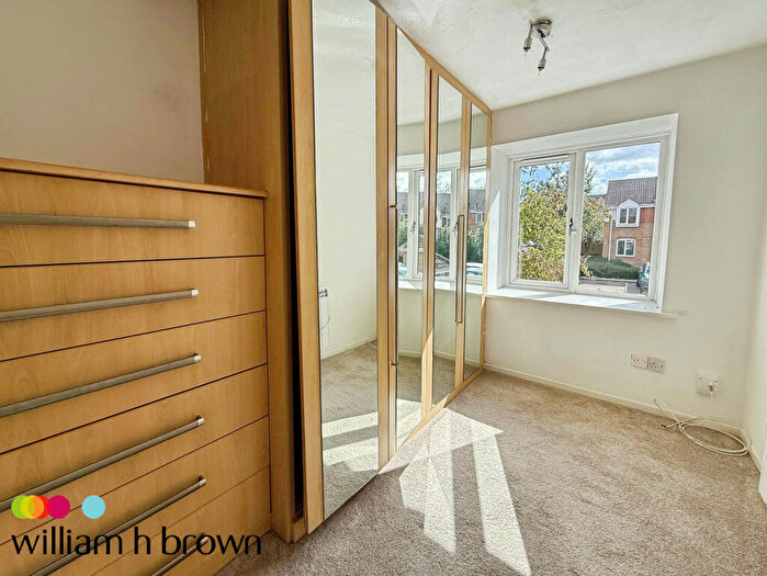 2 Bedroom Apartment To Rent In Caravel Close, Grays, RM16