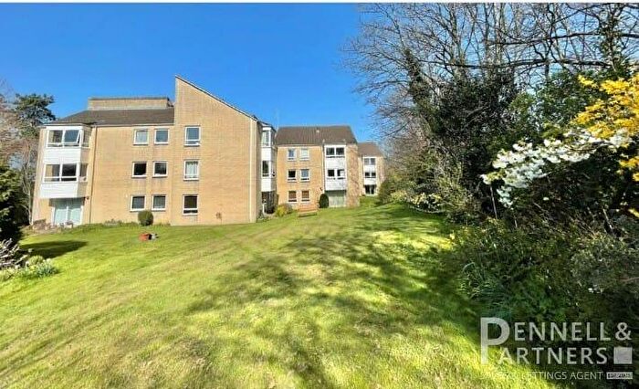 2 Bedroom Flat For Sale In Overnhill Road, Bristol, BS16