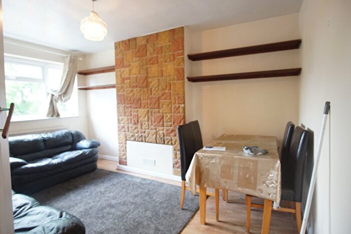 2 Bedroom Maisonette To Rent In Elmgrove Road, Harrow-On-The-Hill, Harrow, HA1
