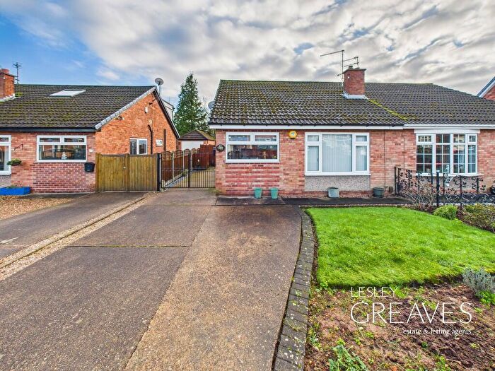 2 Bedroom Semi-Detached Bungalow For Sale In Stanway Close, Nottingham, NG3
